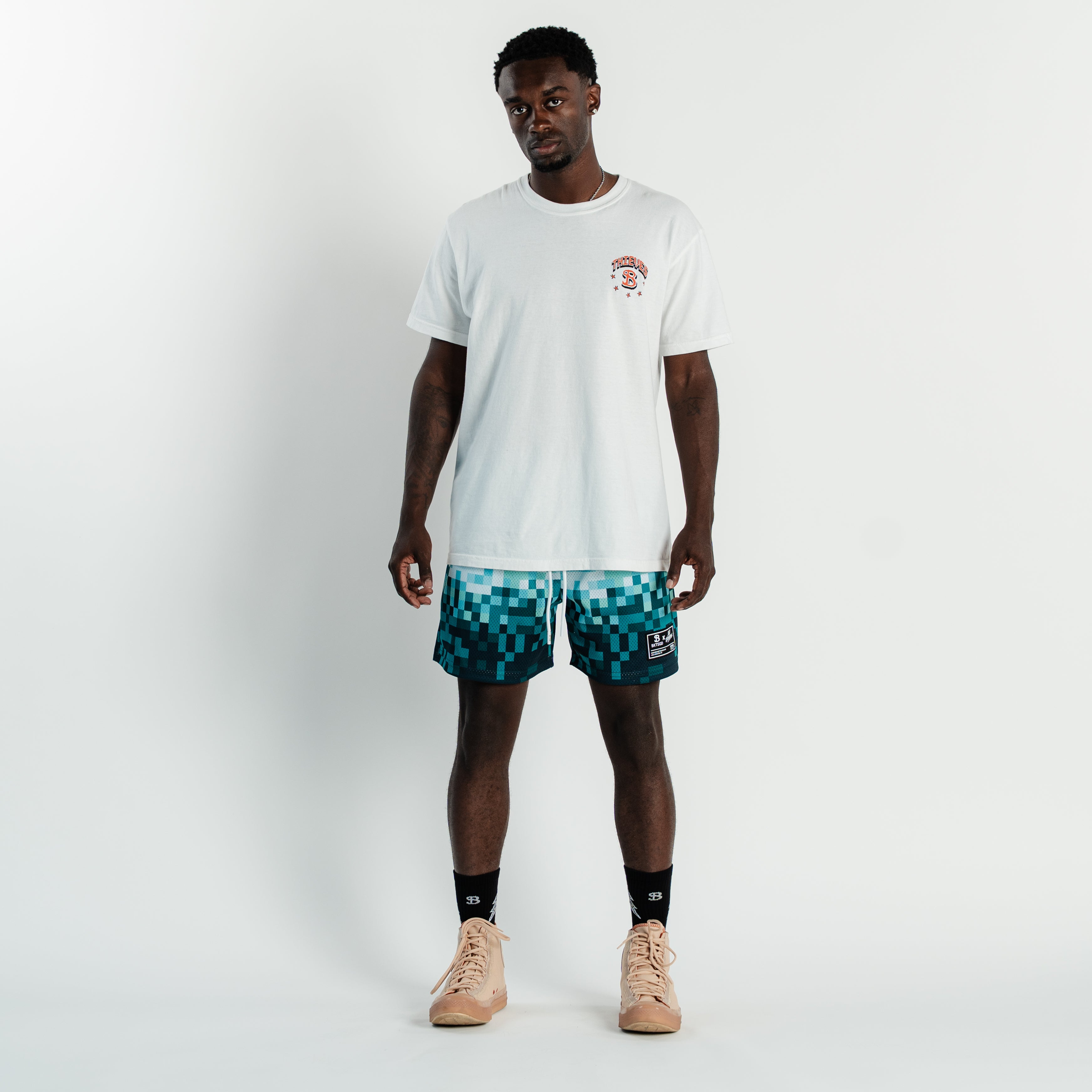 100 THIEVES WHITE TEE