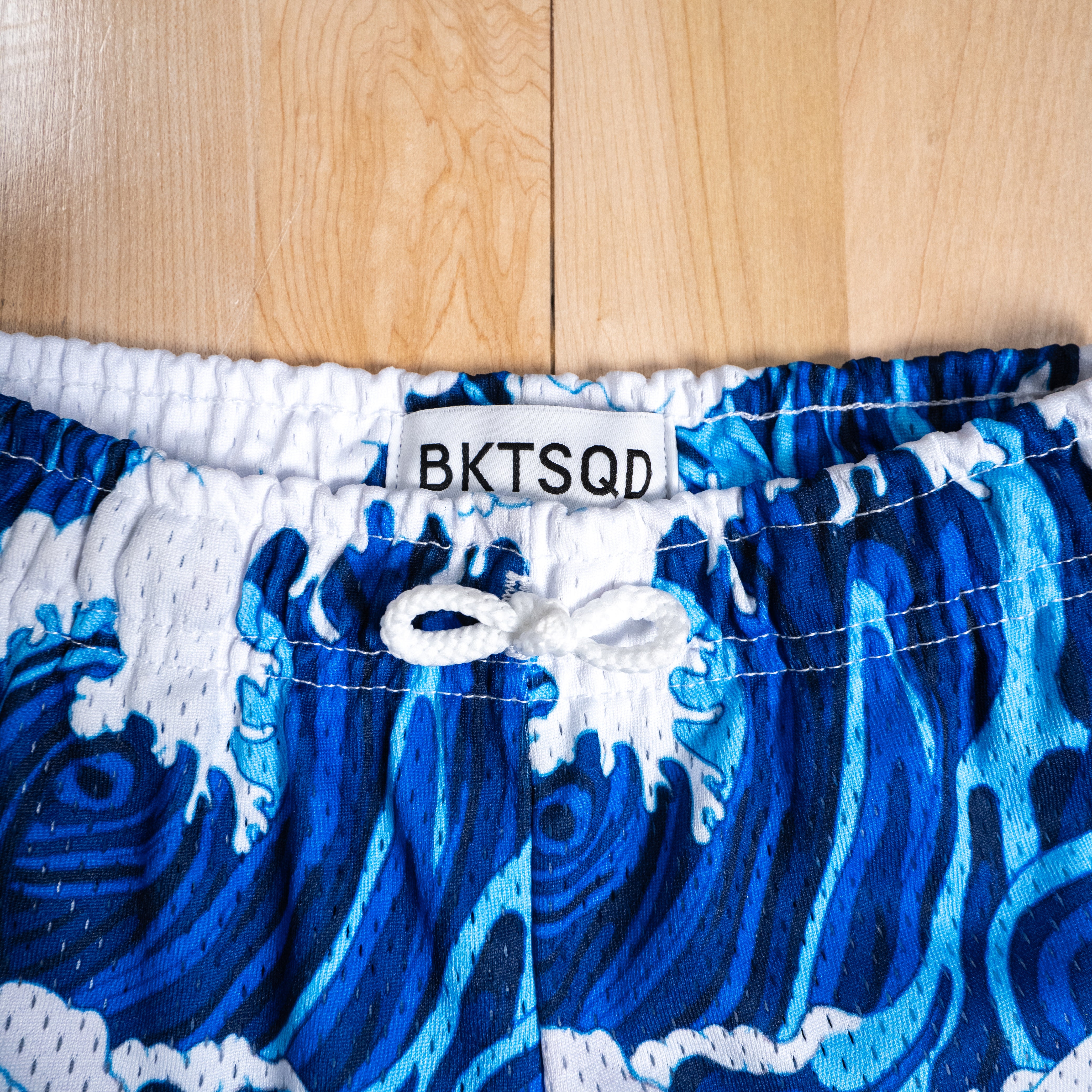 VACATION YOUTH SHORTS WAVES