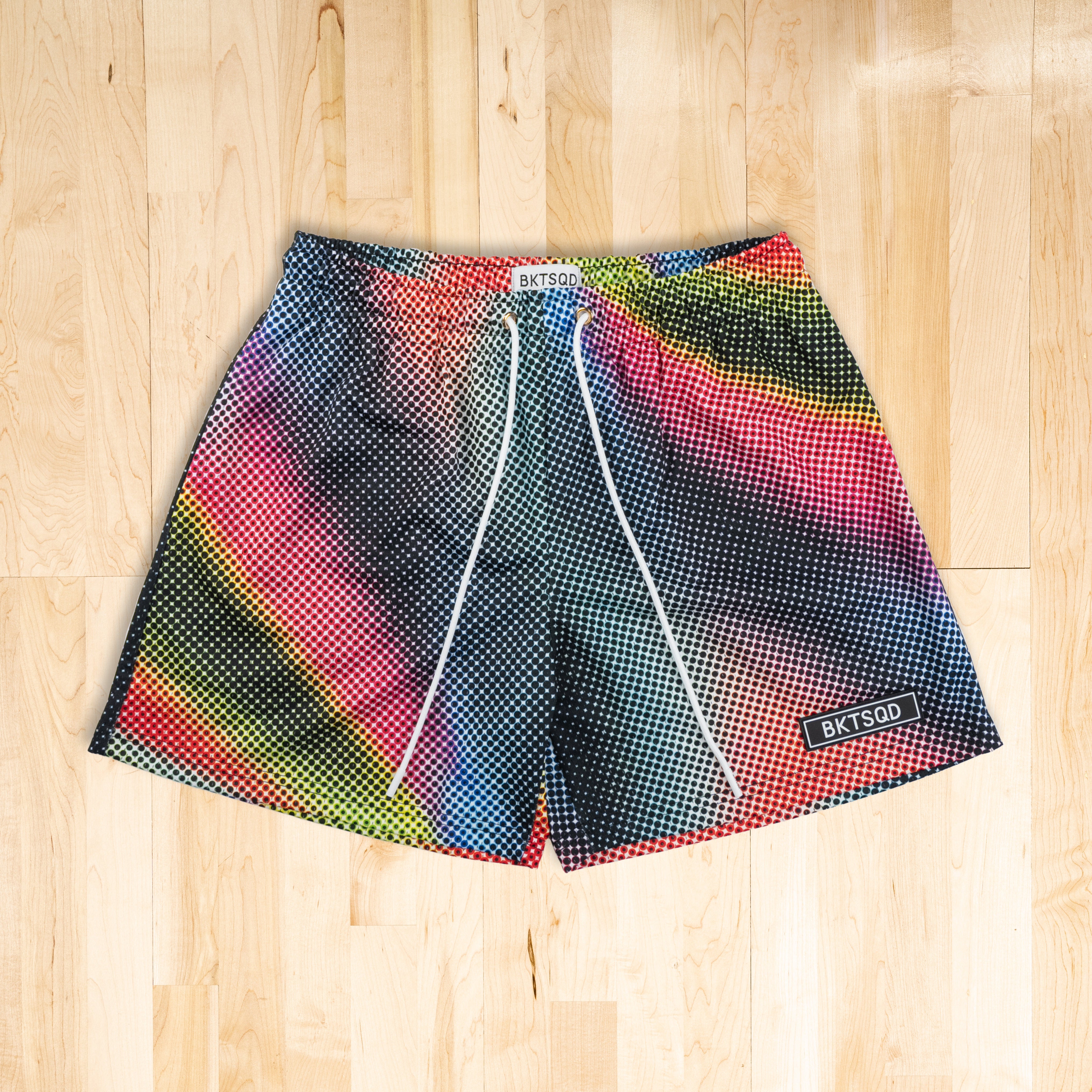 POINTILLISM SHORTS - DOT RAINBOW