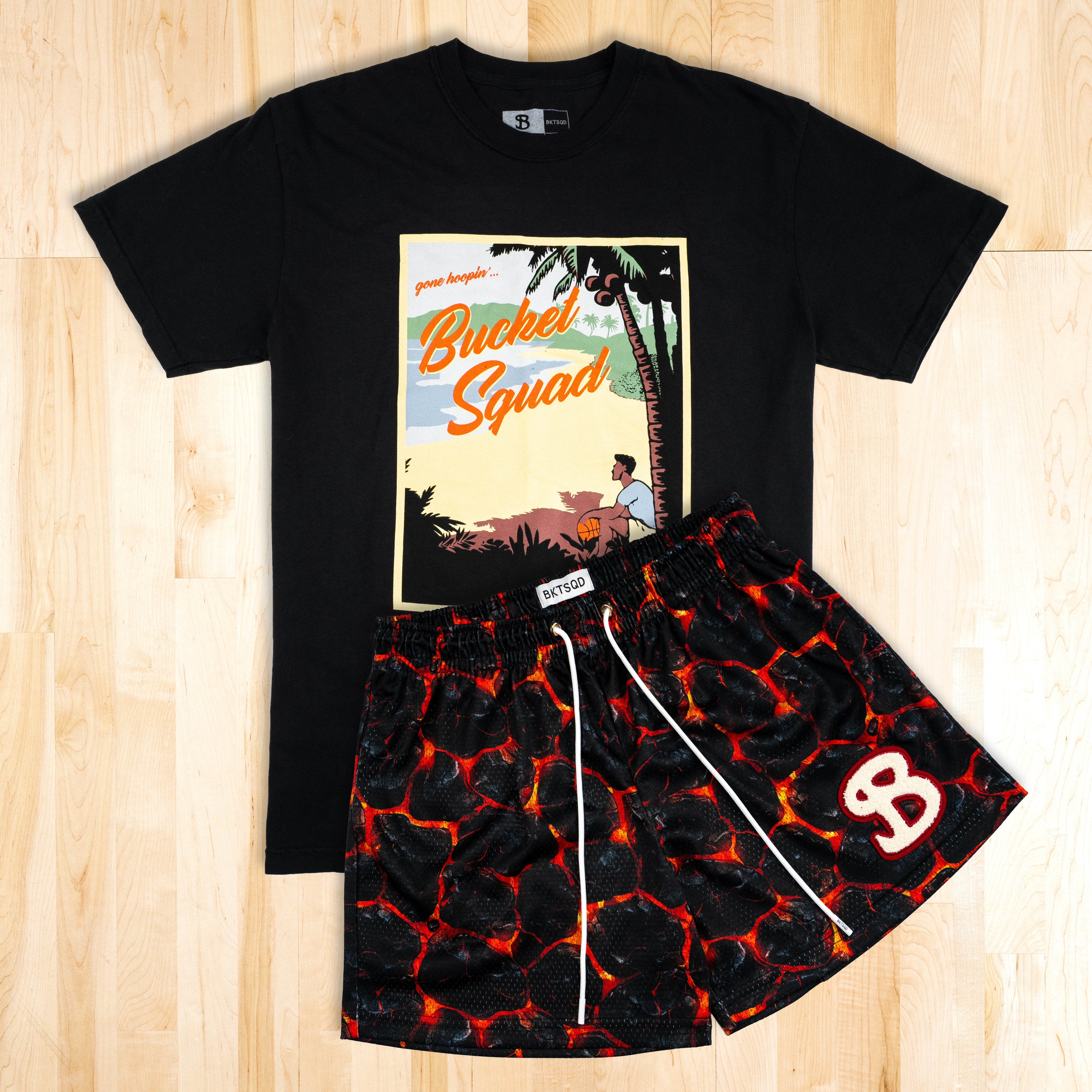 VACATION TEE - POSTCARD