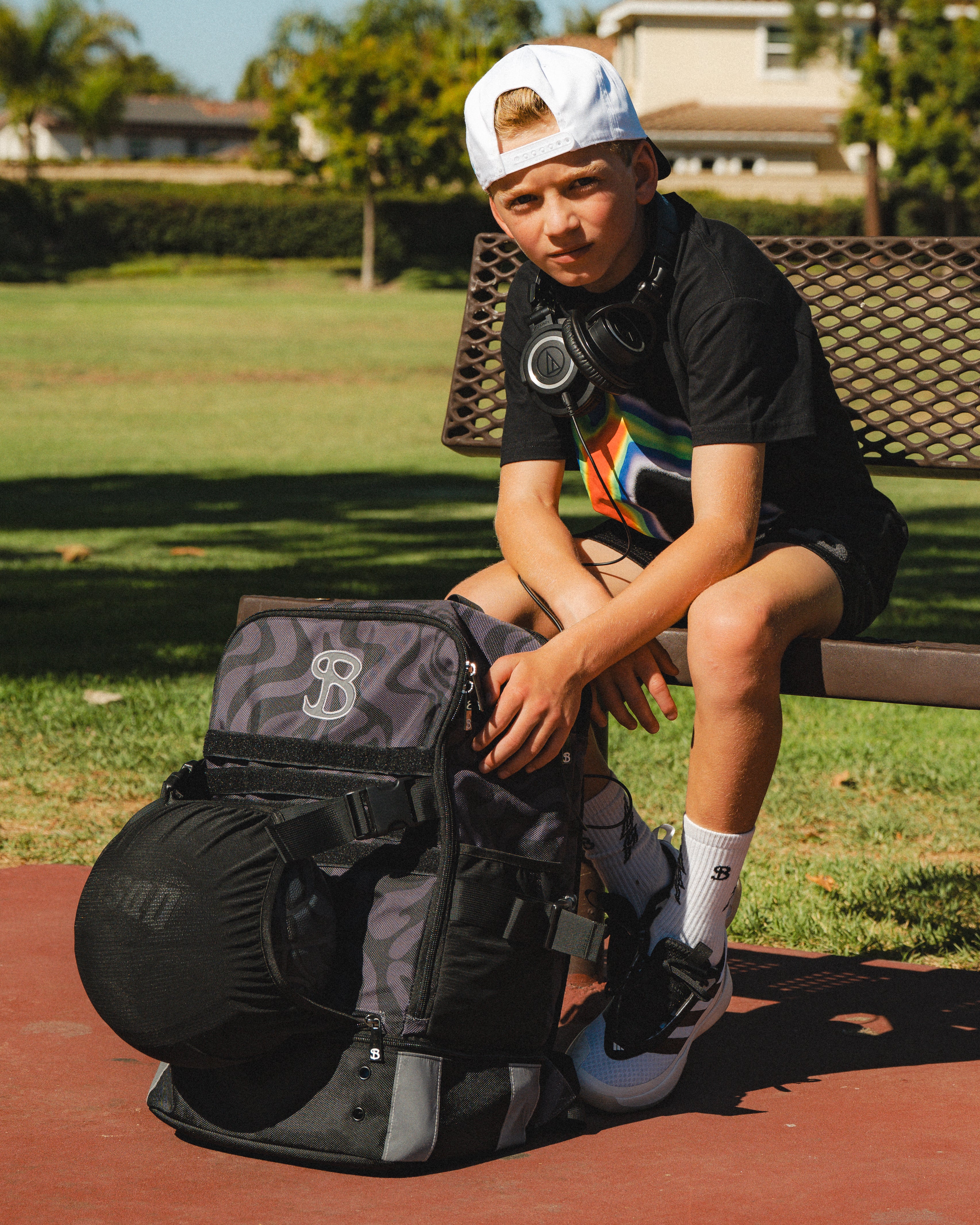 ISO BACKPACK - BLACK TONAL TIDAL