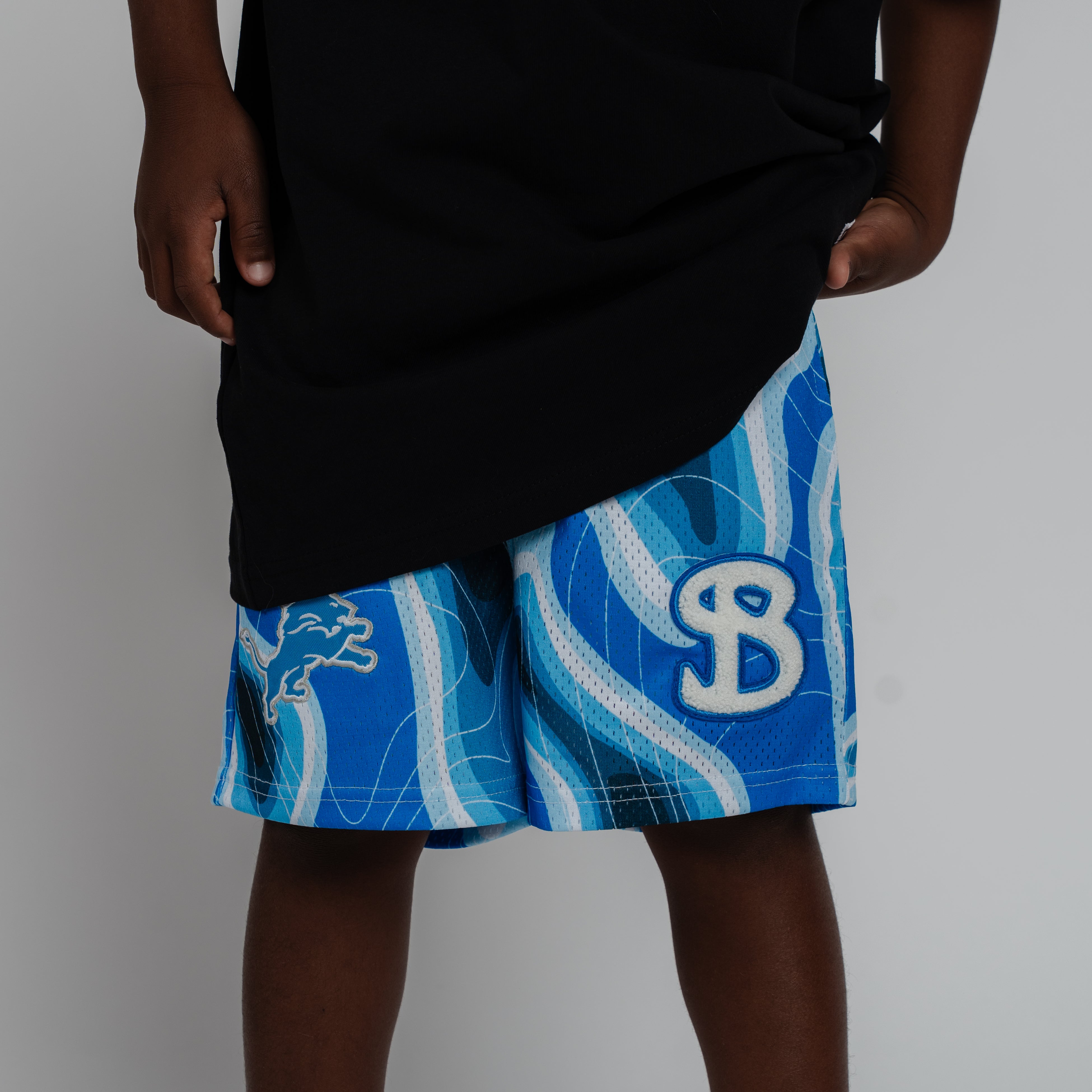 DETROIT LIONS NFL YOUTH WEATHERMAN SHORTS