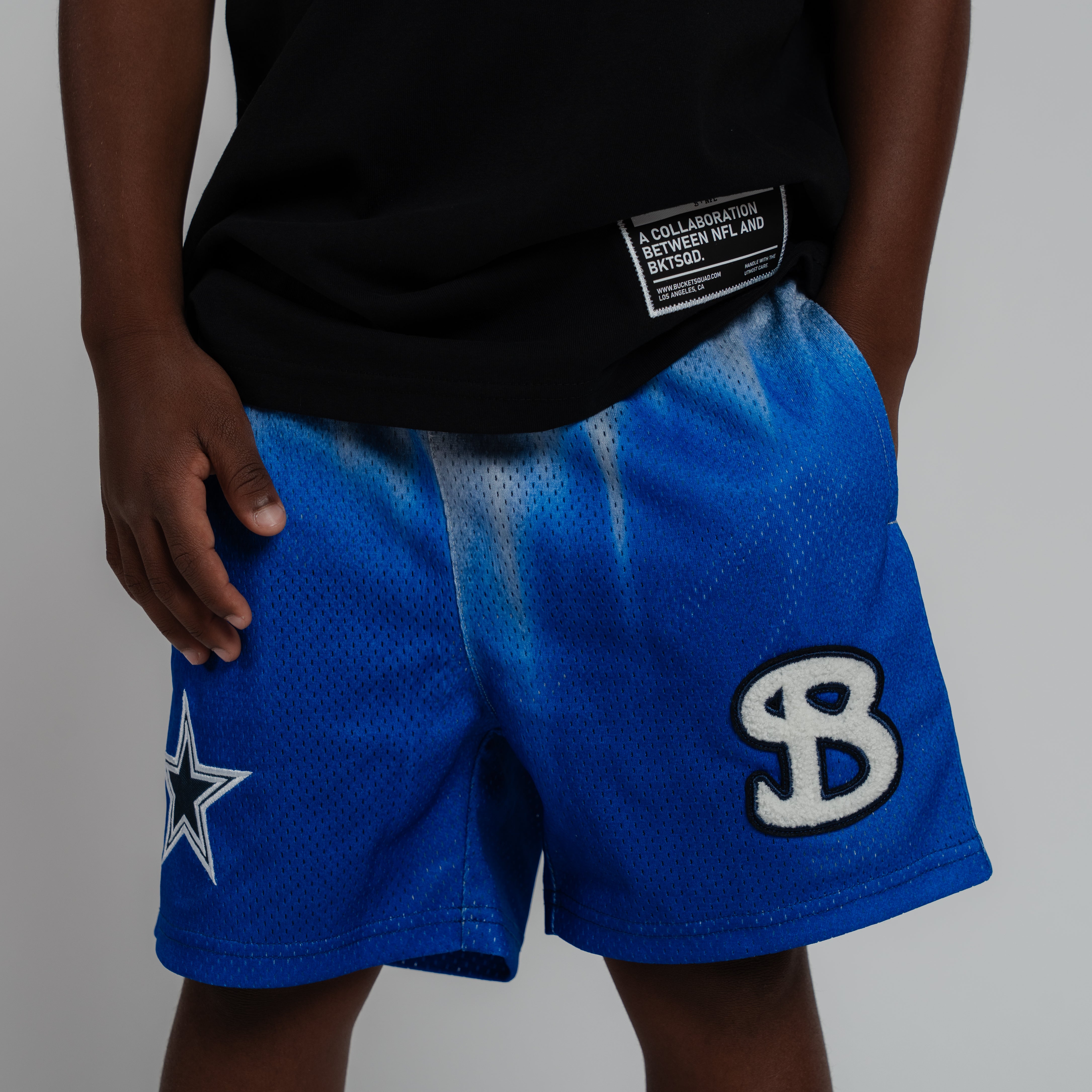 DALLAS COWBOYS NFL YOUTH GRADIENT SHORTS
