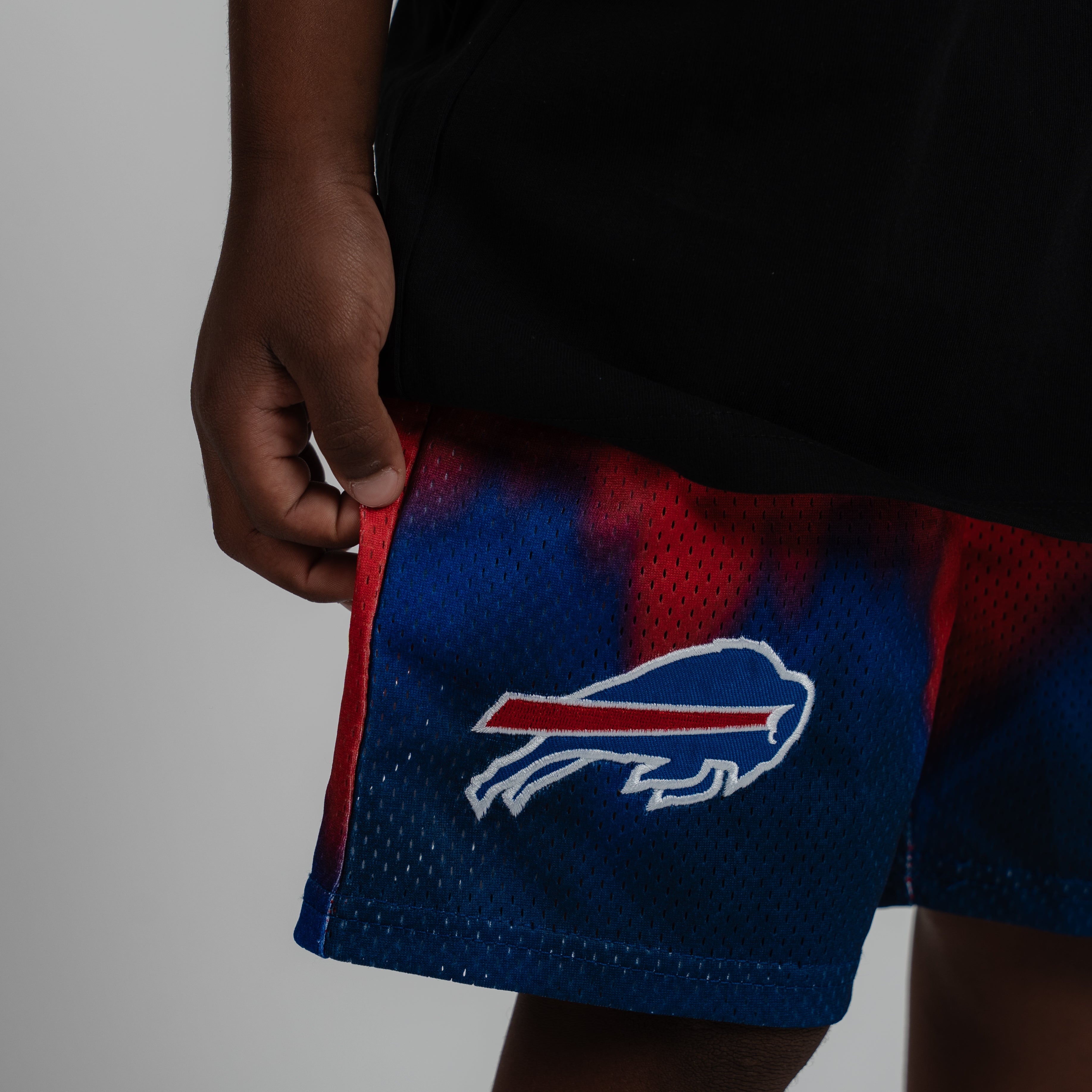 BUFFALO BILLS NFL YOUTH GRADIENT SHORTS
