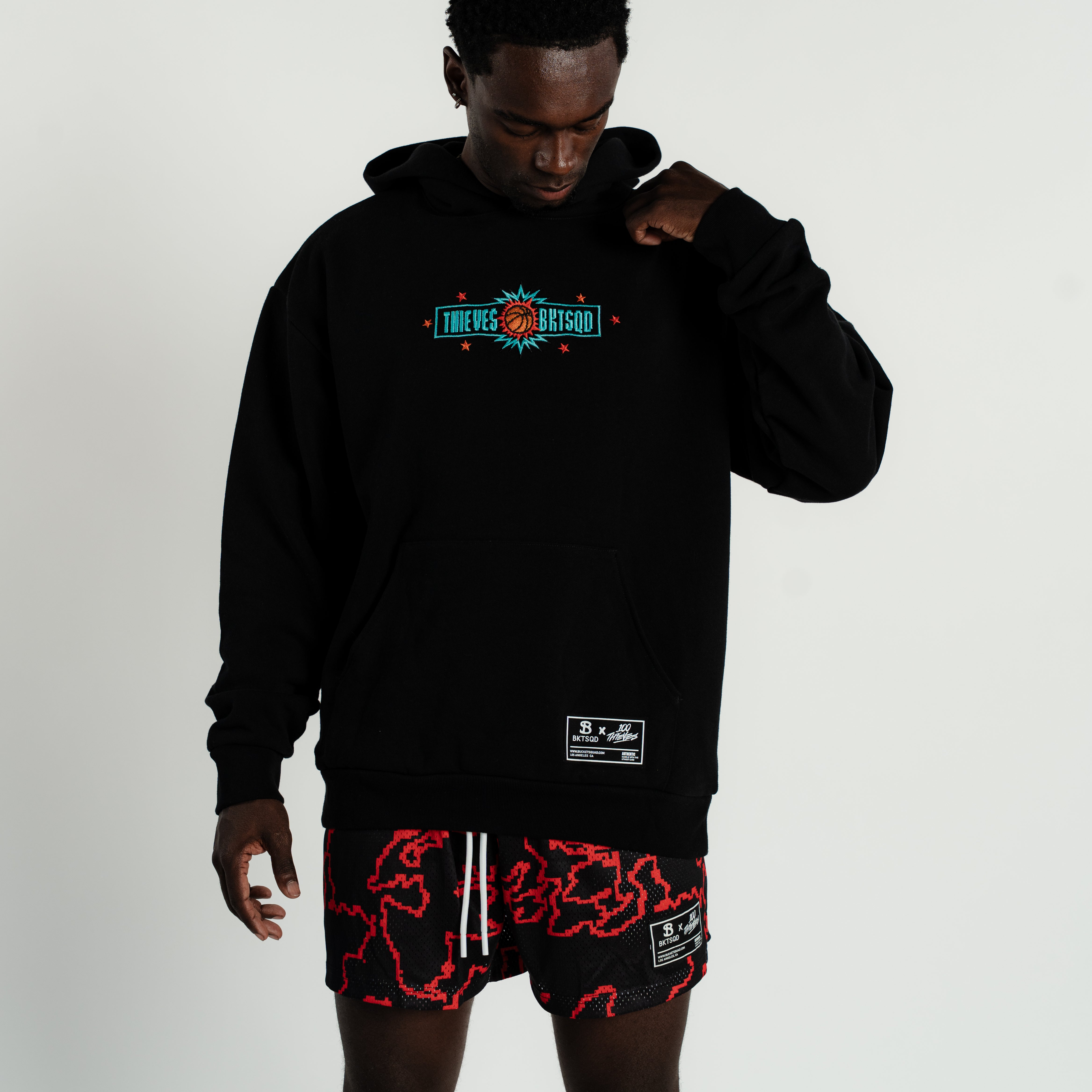 100 THIEVES BLACK YOUTH HOODIE