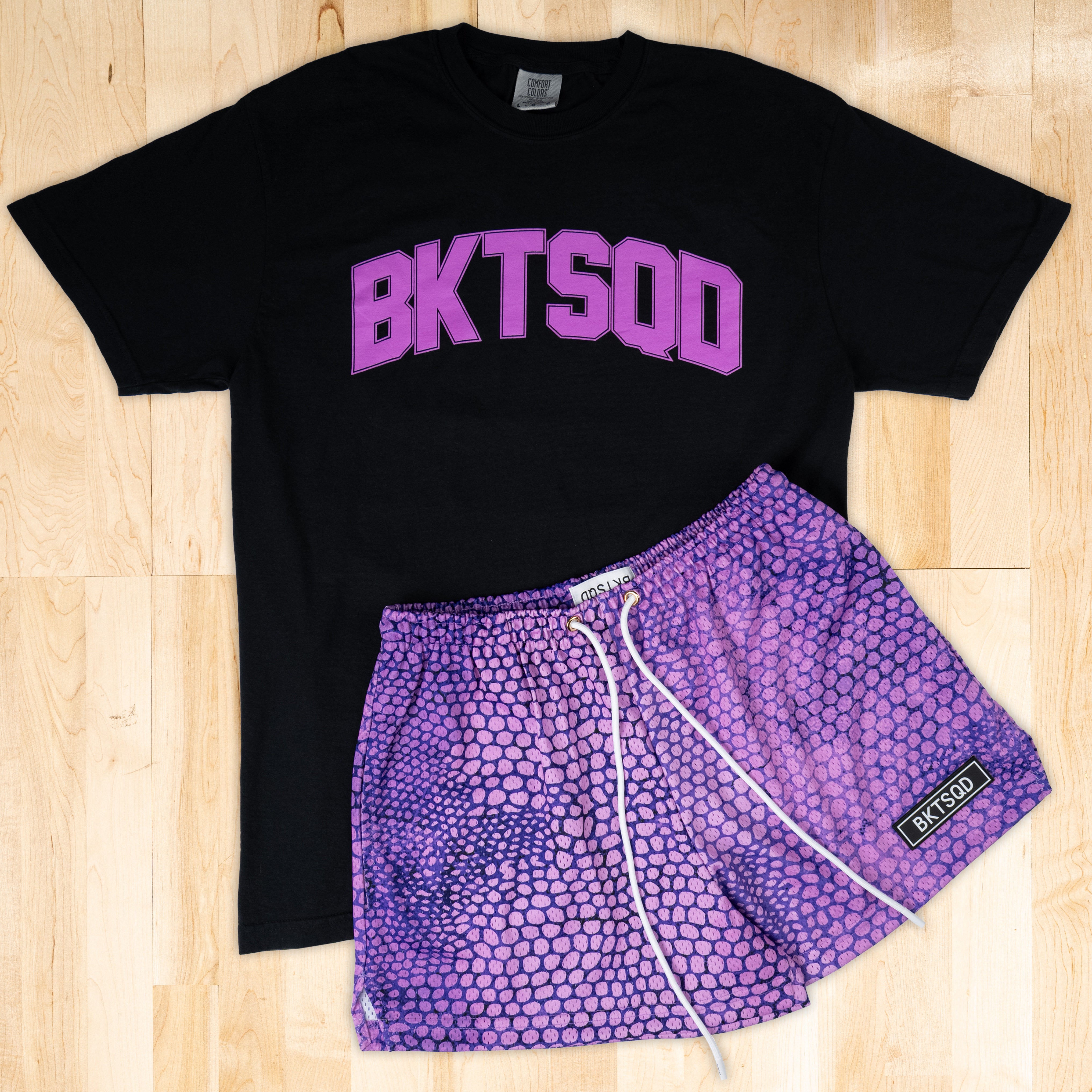 WOMEN’S PURPLE SNAKESKIN SHORTS