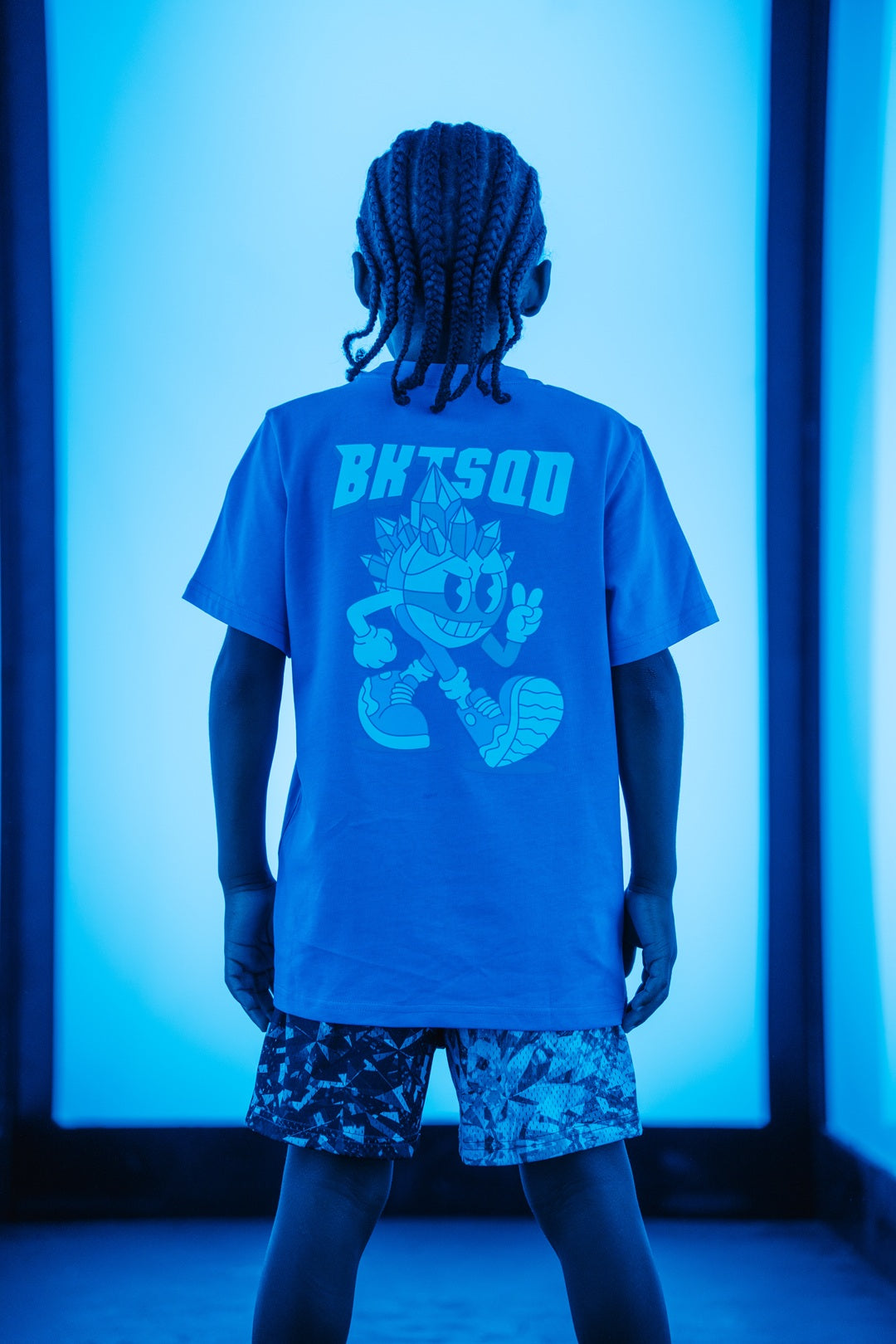 YOUTH BLUE DIAMOND BUCKIE TEE
