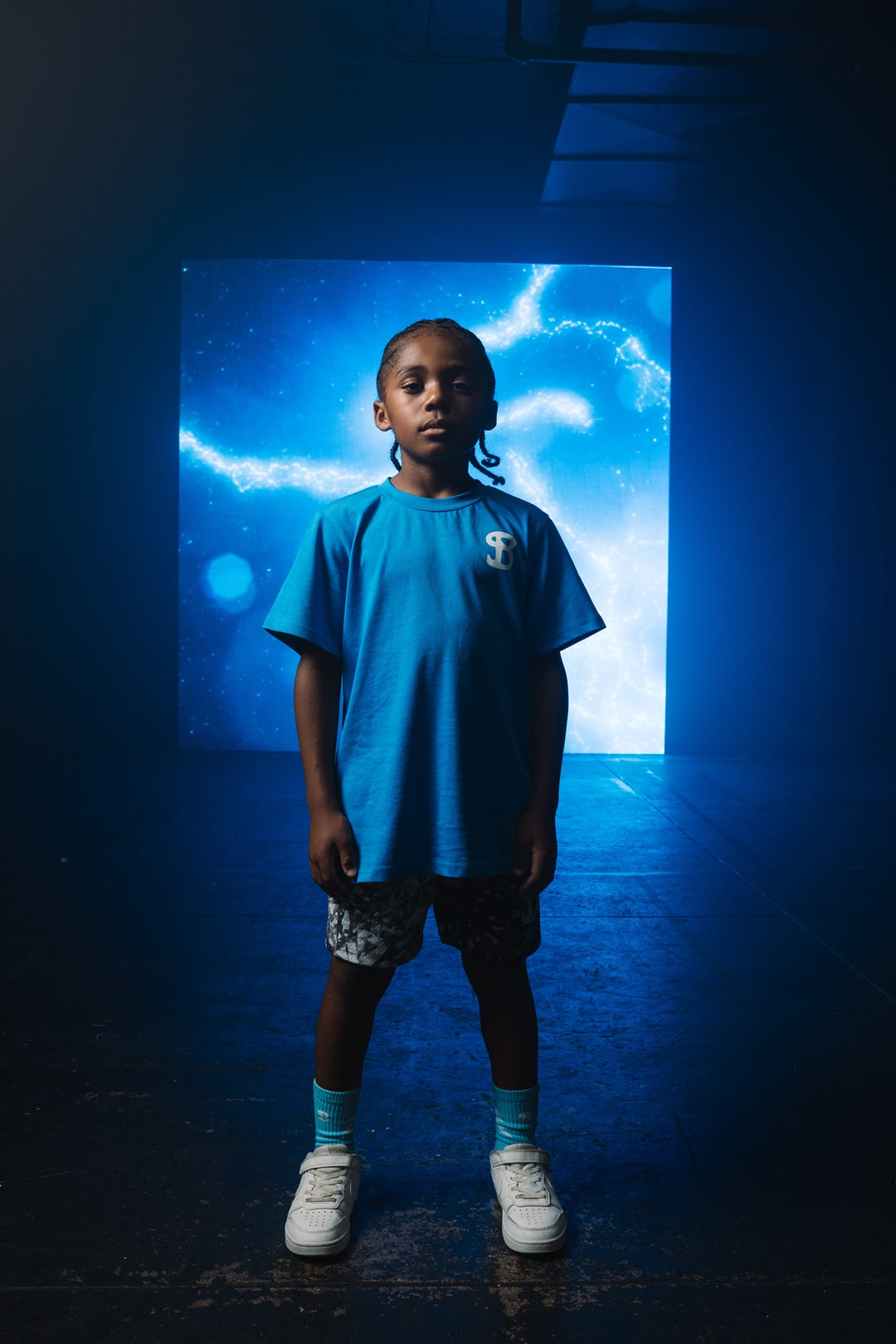 YOUTH BLUE DIAMOND BUCKIE TEE