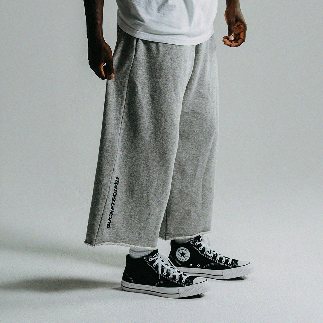 CORE CUTOFF SWEATPANTS - GREY
