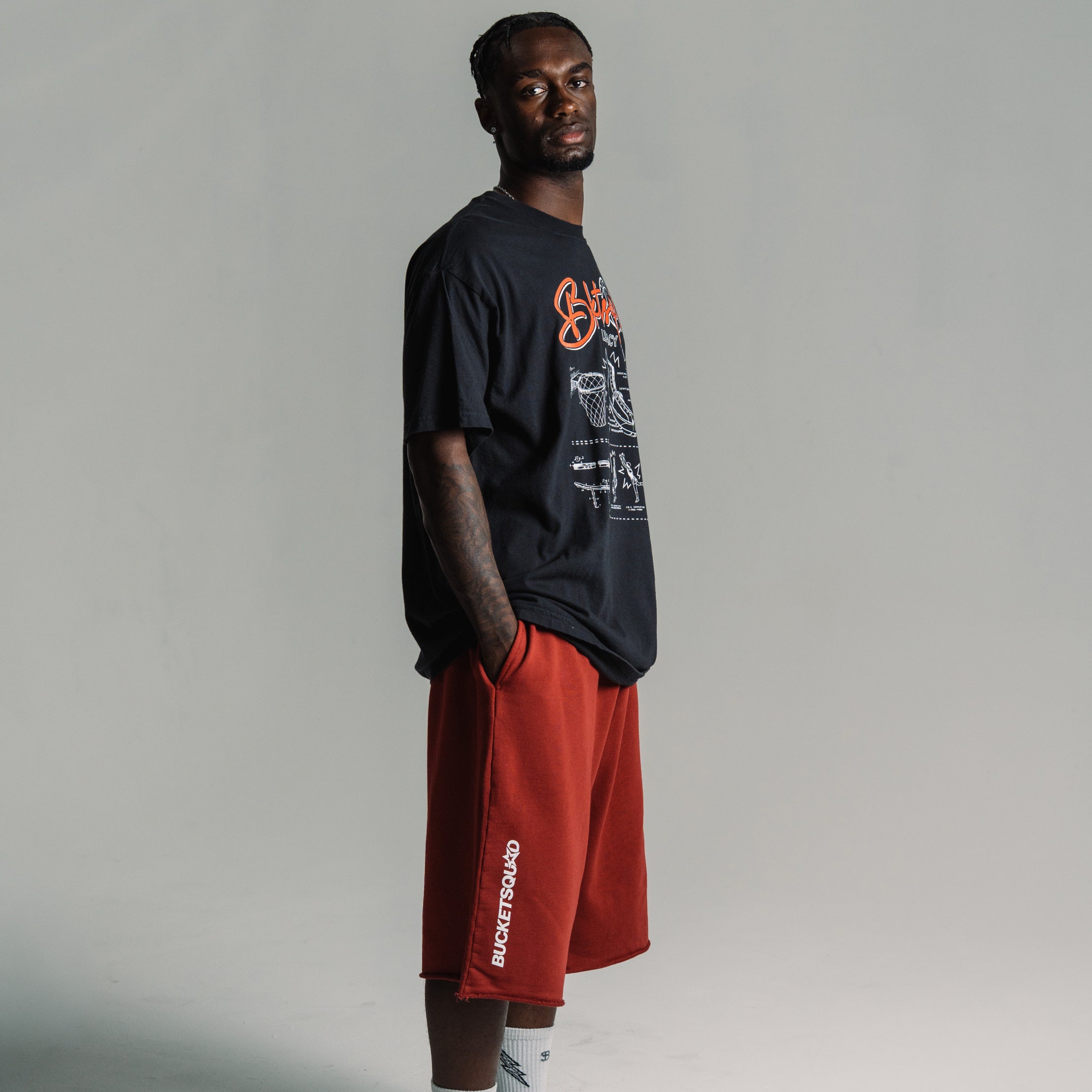 CORE CUTOFF SWEATSHORTS - MAROON